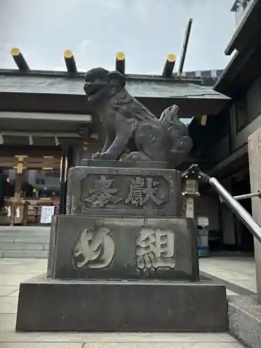 芝大神宮の狛犬