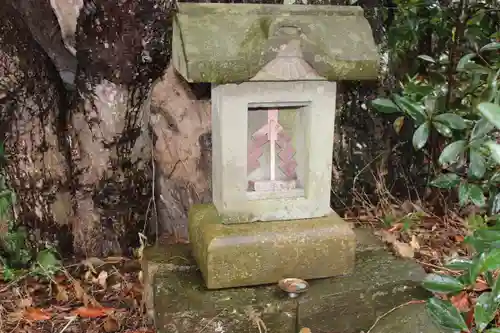 櫻井子安神社の末社