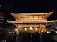 浅草寺の山門・神門