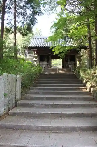 熊谷寺の山門・神門