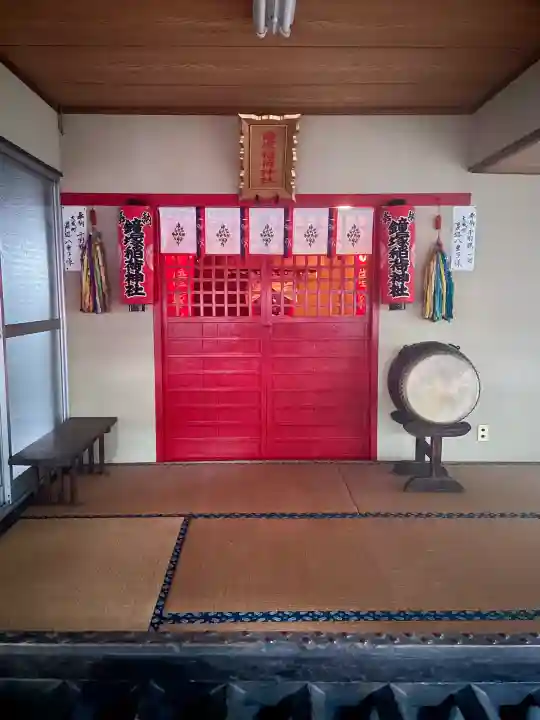 鐘塚稲荷神社の{uncategorized: "未分類", other: "その他", undefined: "問題あり", building: "その他建物", grave: "お墓", sacred_gate: "鳥居", guardian: "狛犬", statue: "像", buddha: "仏像", history: "歴史", nature: "自然", garden: "庭園", animal: "動物", pagoda: "塔", temizu: "手水舎", mountain_gate: "山門・神門", sanctuary: "本殿・本堂", subordinate: "末社・摂社", art: "芸術", scenery: "景色", jizo: "地蔵", ema: "絵馬", goshuin: "御朱印", omikuji: "おみくじ", items: "授与品その他", amulet: "お守り", goshuincho: "御朱印帳", eats: "食事", festival: "お祭り", votive_dance: "神楽", shichigosan: "七五三参", wedding: "結婚式", experience: "体験その他", initially: "初詣", around: "周辺", anti_infection: "感染症対策"}