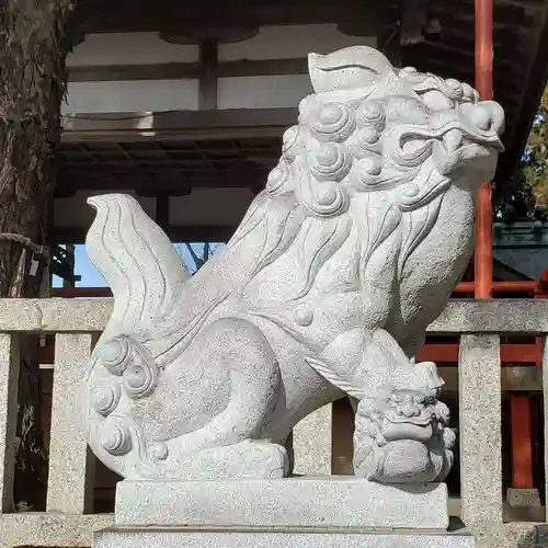 猪名部神社の狛犬