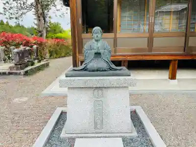 善福寺の{uncategorized: "未分類", other: "その他", undefined: "問題あり", building: "その他建物", grave: "お墓", sacred_gate: "鳥居", guardian: "狛犬", statue: "像", buddha: "仏像", history: "歴史", nature: "自然", garden: "庭園", animal: "動物", pagoda: "塔", temizu: "手水舎", mountain_gate: "山門・神門", sanctuary: "本殿・本堂", subordinate: "末社・摂社", art: "芸術", scenery: "景色", jizo: "地蔵", ema: "絵馬", goshuin: "御朱印", omikuji: "おみくじ", items: "授与品その他", amulet: "お守り", goshuincho: "御朱印帳", eats: "食事", festival: "お祭り", votive_dance: "神楽", shichigosan: "七五三参", wedding: "結婚式", experience: "体験その他", initially: "初詣", around: "周辺", anti_infection: "感染症対策"}