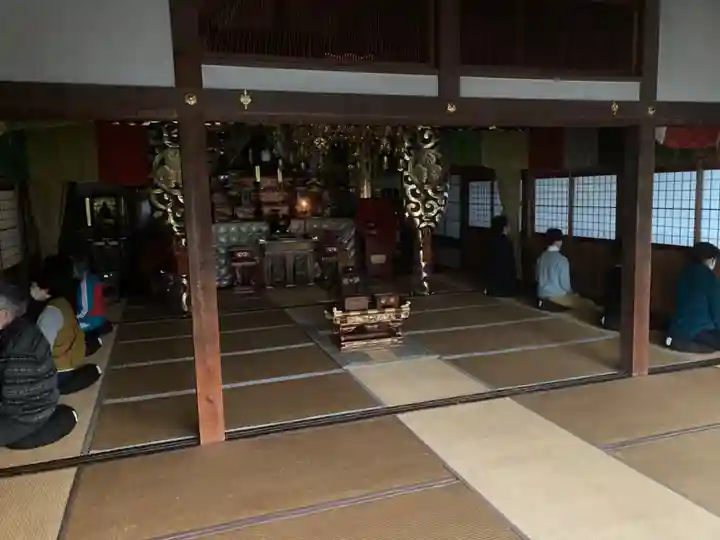 安用寺の本殿・本堂