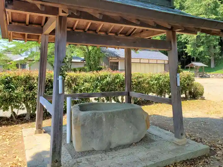 大崎神社の手水舎