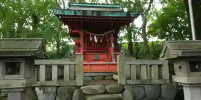 堤治神社の末社・摂社