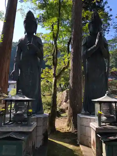 華厳寺の仏像