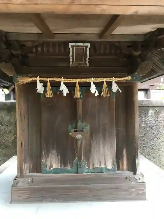 出世稻荷神社の末社・摂社