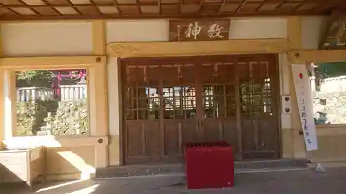 三輪神社のその他建物