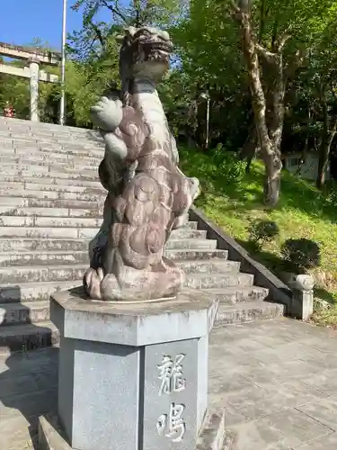 八海山尊神社の狛犬