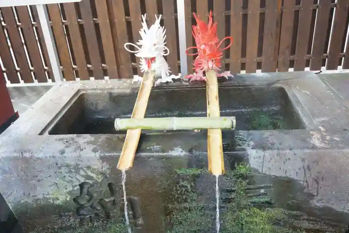 伊豆山神社の手水舎