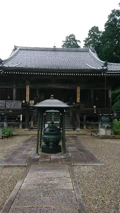 観音寺の本殿・本堂