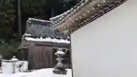八幡神社(西浅井町小山)の{uncategorized: "未分類", other: "その他", undefined: "問題あり", building: "その他建物", grave: "お墓", sacred_gate: "鳥居", guardian: "狛犬", statue: "像", buddha: "仏像", history: "歴史", nature: "自然", garden: "庭園", animal: "動物", pagoda: "塔", temizu: "手水舎", mountain_gate: "山門・神門", sanctuary: "本殿・本堂", subordinate: "末社・摂社", art: "芸術", scenery: "景色", jizo: "地蔵", ema: "絵馬", goshuin: "御朱印", omikuji: "おみくじ", items: "授与品その他", amulet: "お守り", goshuincho: "御朱印帳", eats: "食事", festival: "お祭り", votive_dance: "神楽", shichigosan: "七五三参", wedding: "結婚式", experience: "体験その他", initially: "初詣", around: "周辺", anti_infection: "感染症対策"}