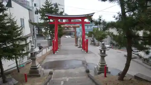 神恵内嚴島神社の鳥居