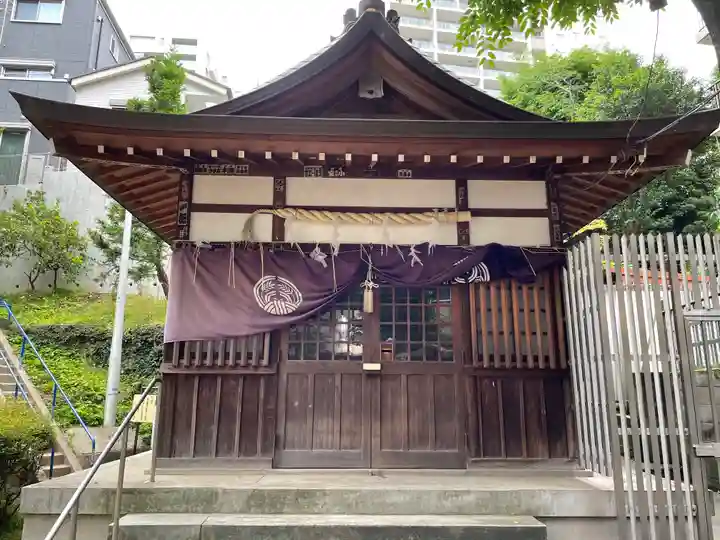 出世稲荷神社(春日稲荷神社)の本殿・本堂
