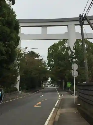 寒川神社の鳥居