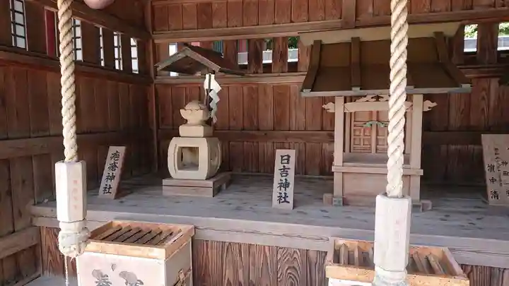 諏訪神社の末社・摂社
