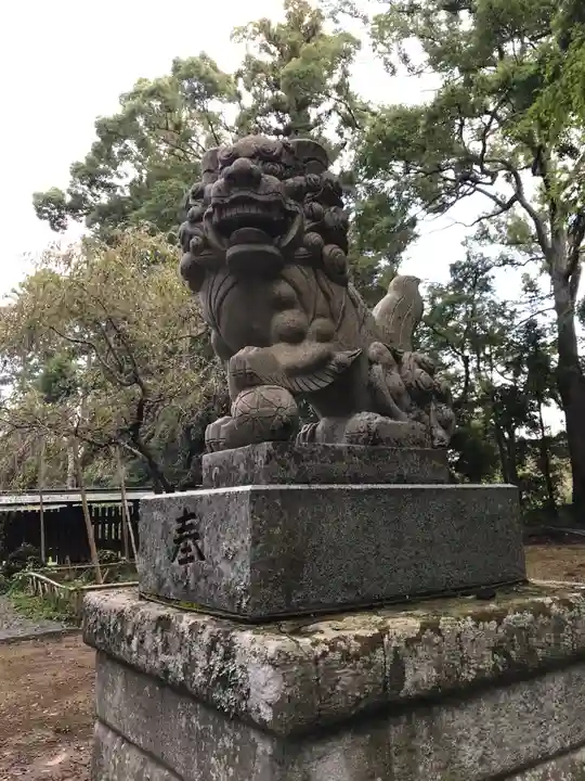 小御門神社の狛犬