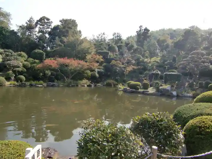 郷照寺の庭園