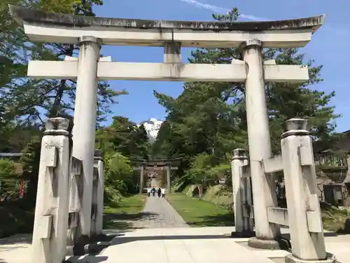 岩木山神社の鳥居