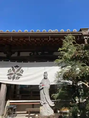 多聞寺の本殿・本堂