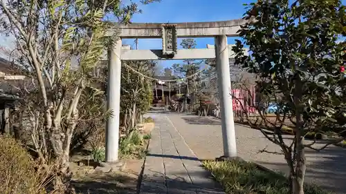 尾曳稲荷神社の鳥居