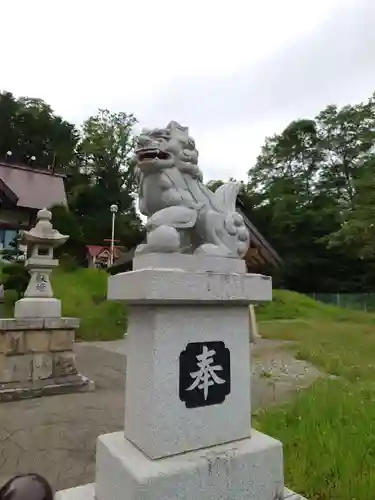 札内神社の狛犬