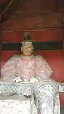 若宮八幡宮の像