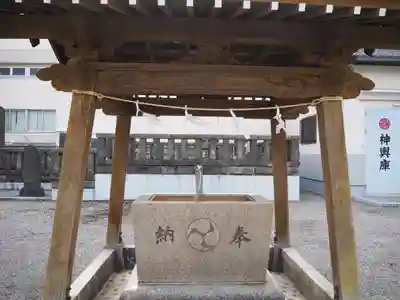 小松川神社の手水舎