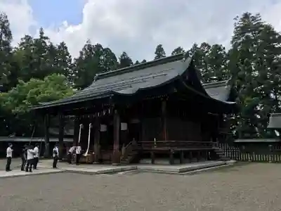 上杉神社の本殿・本堂