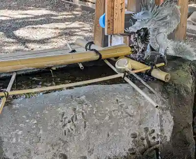 川原神社の{uncategorized: "未分類", other: "その他", undefined: "問題あり", building: "その他建物", grave: "お墓", sacred_gate: "鳥居", guardian: "狛犬", statue: "像", buddha: "仏像", history: "歴史", nature: "自然", garden: "庭園", animal: "動物", pagoda: "塔", temizu: "手水舎", mountain_gate: "山門・神門", sanctuary: "本殿・本堂", subordinate: "末社・摂社", art: "芸術", scenery: "景色", jizo: "地蔵", ema: "絵馬", goshuin: "御朱印", omikuji: "おみくじ", items: "授与品その他", amulet: "お守り", goshuincho: "御朱印帳", eats: "食事", festival: "お祭り", votive_dance: "神楽", shichigosan: "七五三参", wedding: "結婚式", experience: "体験その他", initially: "初詣", around: "周辺", anti_infection: "感染症対策"}