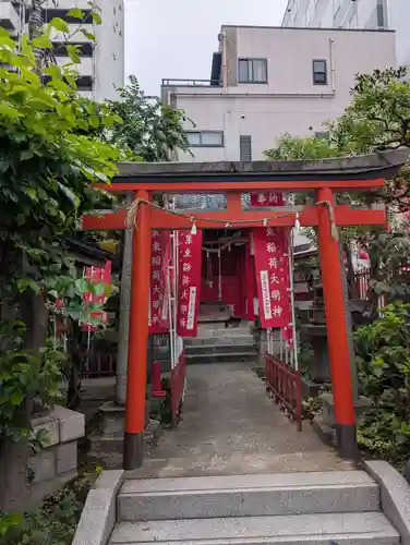 装束稲荷神社（王子稲荷神社境外摂社）(東京都)