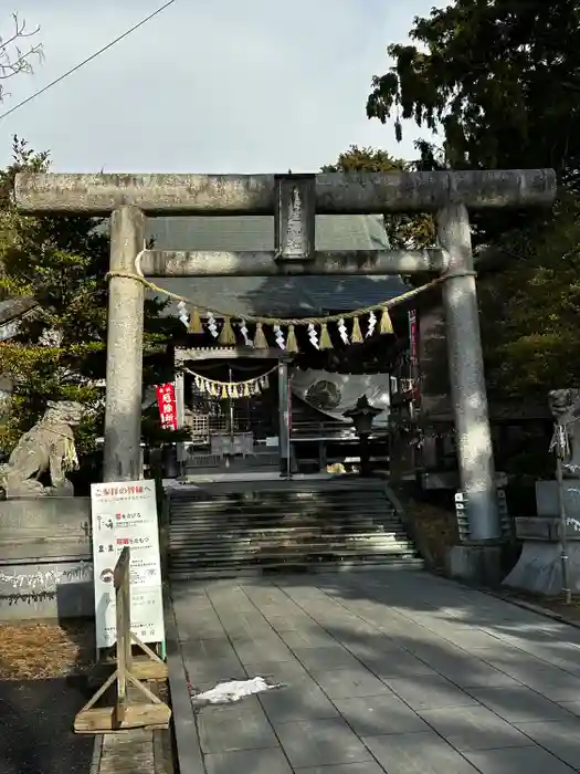 鳥屋神社の鳥居