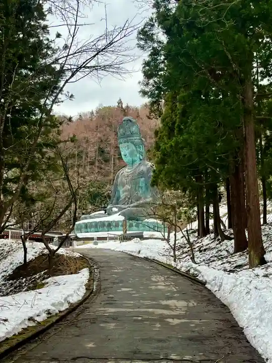 青龍寺(昭和大仏)(青森県)