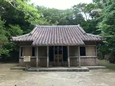 冨崎観音堂の本殿・本堂