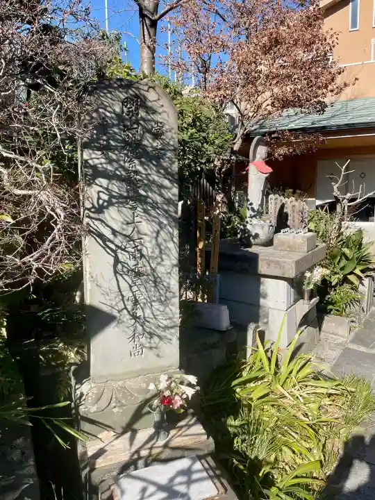 蟠龍寺の{uncategorized: "未分類", other: "その他", undefined: "問題あり", building: "その他建物", grave: "お墓", sacred_gate: "鳥居", guardian: "狛犬", statue: "像", buddha: "仏像", history: "歴史", nature: "自然", garden: "庭園", animal: "動物", pagoda: "塔", temizu: "手水舎", mountain_gate: "山門・神門", sanctuary: "本殿・本堂", subordinate: "末社・摂社", art: "芸術", scenery: "景色", jizo: "地蔵", ema: "絵馬", goshuin: "御朱印", omikuji: "おみくじ", items: "授与品その他", amulet: "お守り", goshuincho: "御朱印帳", eats: "食事", festival: "お祭り", votive_dance: "神楽", shichigosan: "七五三参", wedding: "結婚式", experience: "体験その他", initially: "初詣", around: "周辺", anti_infection: "感染症対策"}