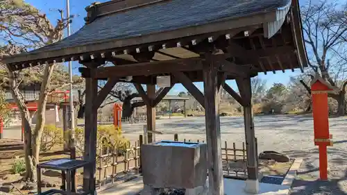 尾曳稲荷神社の手水舎