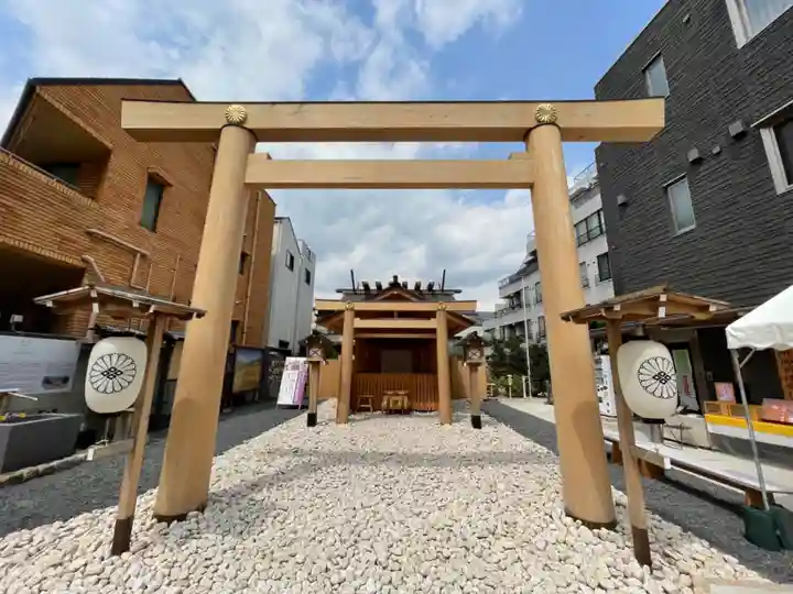 【閉業】小石川大神宮の鳥居