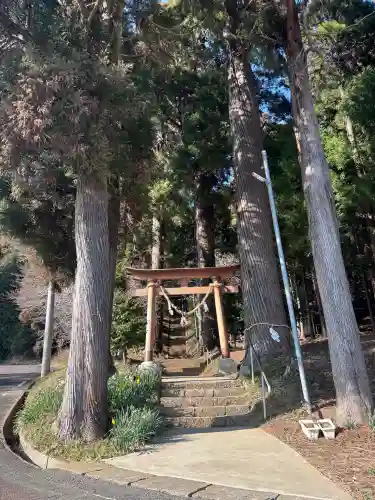 八幡神社の{uncategorized: "未分類", other: "その他", undefined: "問題あり", building: "その他建物", grave: "お墓", sacred_gate: "鳥居", guardian: "狛犬", statue: "像", buddha: "仏像", history: "歴史", nature: "自然", garden: "庭園", animal: "動物", pagoda: "塔", temizu: "手水舎", mountain_gate: "山門・神門", sanctuary: "本殿・本堂", subordinate: "末社・摂社", art: "芸術", scenery: "景色", jizo: "地蔵", ema: "絵馬", goshuin: "御朱印", omikuji: "おみくじ", items: "授与品その他", amulet: "お守り", goshuincho: "御朱印帳", eats: "食事", festival: "お祭り", votive_dance: "神楽", shichigosan: "七五三参", wedding: "結婚式", experience: "体験その他", initially: "初詣", around: "周辺", anti_infection: "感染症対策"}
