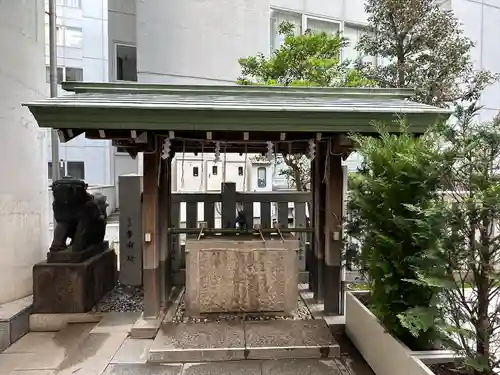 築土神社の手水舎