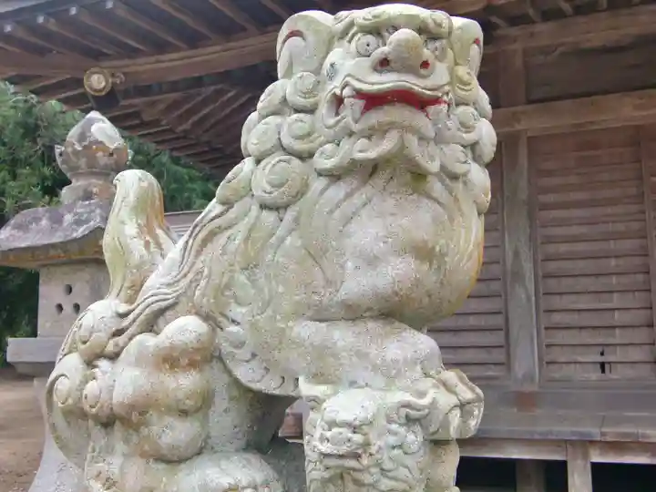 海上八幡宮の狛犬