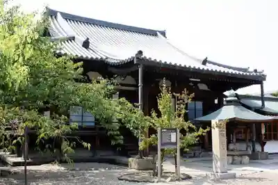 道明寺の本殿・本堂