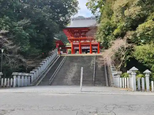 近江神宮の{uncategorized: "未分類", other: "その他", undefined: "問題あり", building: "その他建物", grave: "お墓", sacred_gate: "鳥居", guardian: "狛犬", statue: "像", buddha: "仏像", history: "歴史", nature: "自然", garden: "庭園", animal: "動物", pagoda: "塔", temizu: "手水舎", mountain_gate: "山門・神門", sanctuary: "本殿・本堂", subordinate: "末社・摂社", art: "芸術", scenery: "景色", jizo: "地蔵", ema: "絵馬", goshuin: "御朱印", omikuji: "おみくじ", items: "授与品その他", amulet: "お守り", goshuincho: "御朱印帳", eats: "食事", festival: "お祭り", votive_dance: "神楽", shichigosan: "七五三参", wedding: "結婚式", experience: "体験その他", initially: "初詣", around: "周辺", anti_infection: "感染症対策"}
