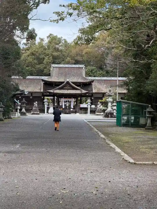 兵主大社の{uncategorized: "未分類", other: "その他", undefined: "問題あり", building: "その他建物", grave: "お墓", sacred_gate: "鳥居", guardian: "狛犬", statue: "像", buddha: "仏像", history: "歴史", nature: "自然", garden: "庭園", animal: "動物", pagoda: "塔", temizu: "手水舎", mountain_gate: "山門・神門", sanctuary: "本殿・本堂", subordinate: "末社・摂社", art: "芸術", scenery: "景色", jizo: "地蔵", ema: "絵馬", goshuin: "御朱印", omikuji: "おみくじ", items: "授与品その他", amulet: "お守り", goshuincho: "御朱印帳", eats: "食事", festival: "お祭り", votive_dance: "神楽", shichigosan: "七五三参", wedding: "結婚式", experience: "体験その他", initially: "初詣", around: "周辺", anti_infection: "感染症対策"}