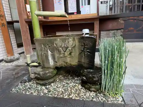 心城院の{uncategorized: "未分類", other: "その他", undefined: "問題あり", building: "その他建物", grave: "お墓", sacred_gate: "鳥居", guardian: "狛犬", statue: "像", buddha: "仏像", history: "歴史", nature: "自然", garden: "庭園", animal: "動物", pagoda: "塔", temizu: "手水舎", mountain_gate: "山門・神門", sanctuary: "本殿・本堂", subordinate: "末社・摂社", art: "芸術", scenery: "景色", jizo: "地蔵", ema: "絵馬", goshuin: "御朱印", omikuji: "おみくじ", items: "授与品その他", amulet: "お守り", goshuincho: "御朱印帳", eats: "食事", festival: "お祭り", votive_dance: "神楽", shichigosan: "七五三参", wedding: "結婚式", experience: "体験その他", initially: "初詣", around: "周辺", anti_infection: "感染症対策"}