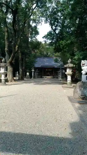 鵜川原神社の本殿・本堂
