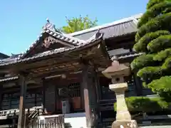 松音寺の本殿