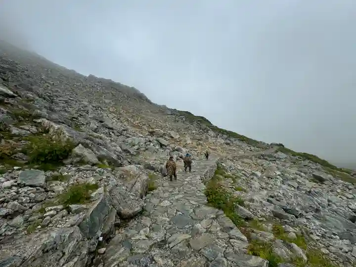 雄山神社峰本社の景色