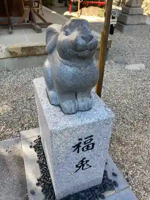 三輪神社の狛犬