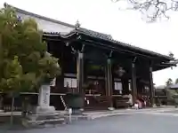 清凉寺の本殿・本堂